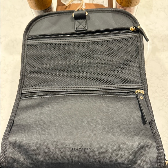 Stackers Toiletry - Picture 3 of 7